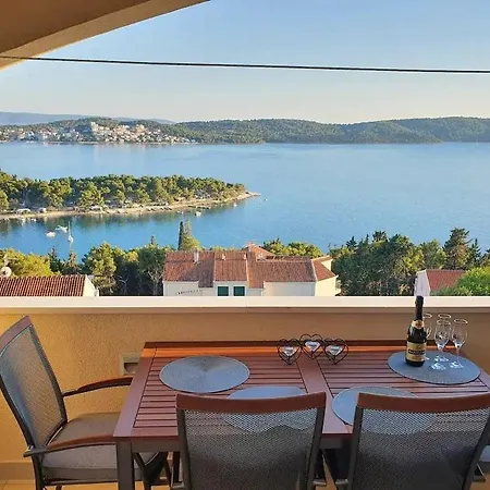 With A Parking Space - 22505 Apartment Trogir